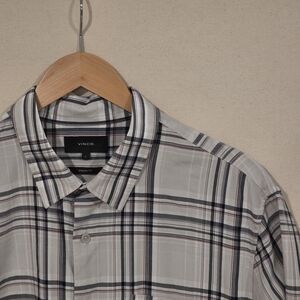Vince Classic Fit Lyocell Button Down L